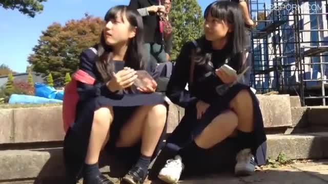 日本女學生
