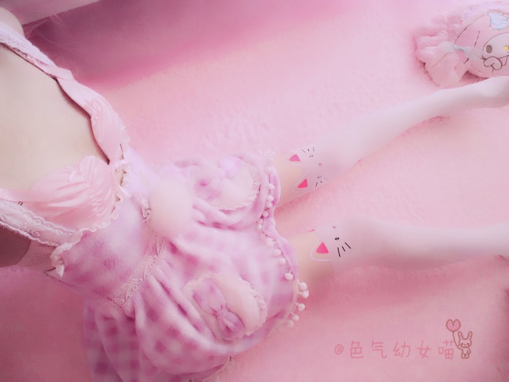 粉色小圍裙[22P]